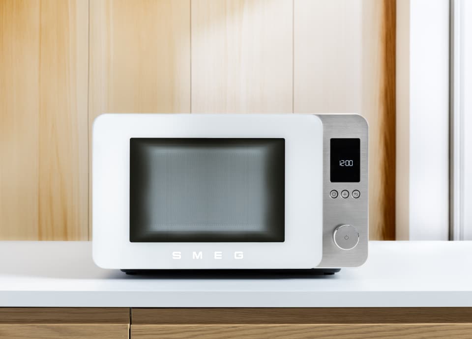 SMEG MOC02BLMEU Միկրոալիքային վառարան